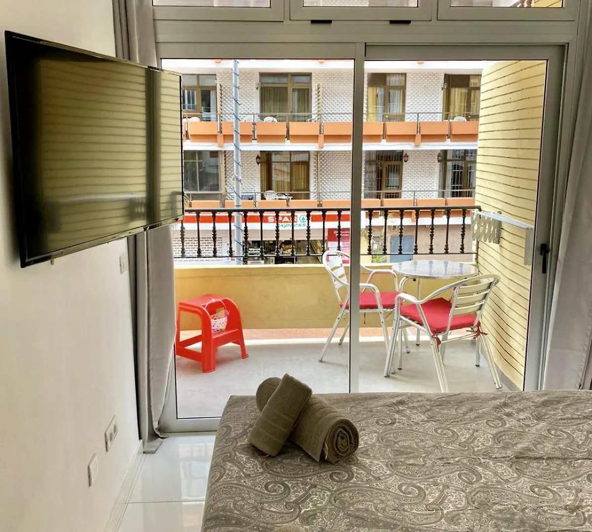 Hfg Loft Moderno Con Terraza En Calle Peatonal Junto A Las Canteras Las Palmas de Gran Canaria Apartmán
